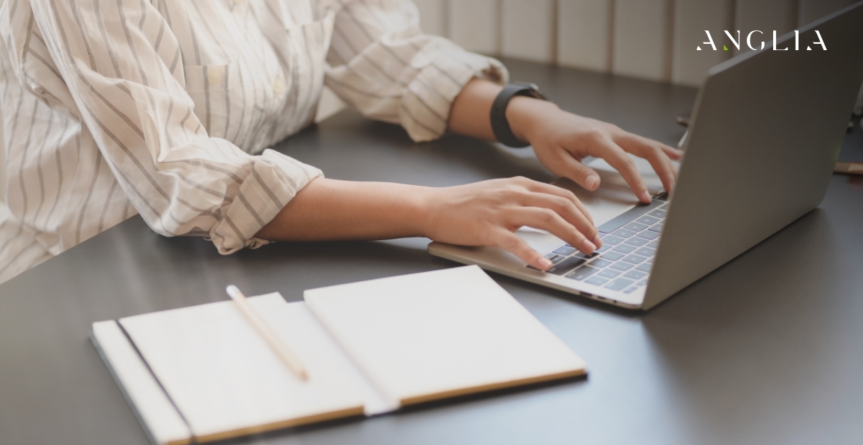 Mapping the Journey: Aligning Your Content Strategy with the User Experience.